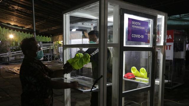 Potret bilik pemeriksaan Corona Covid-19 Surabaya