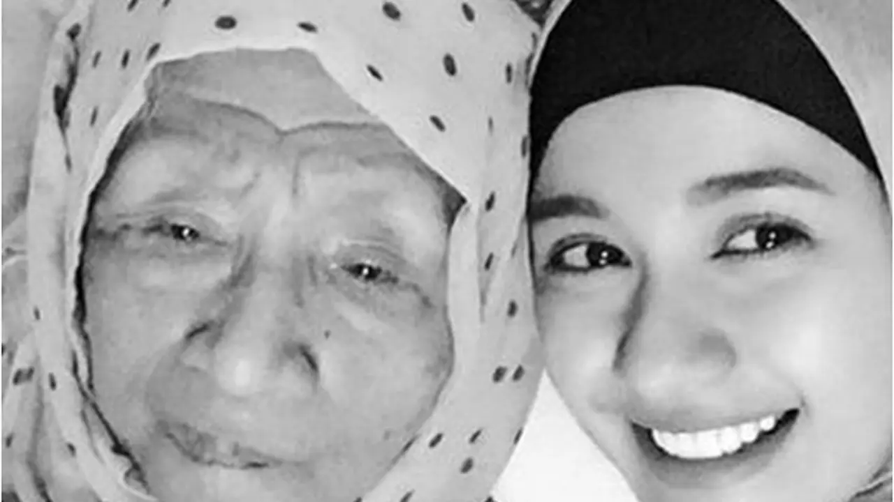 Laudya Cynthia Bella dan sang nenek