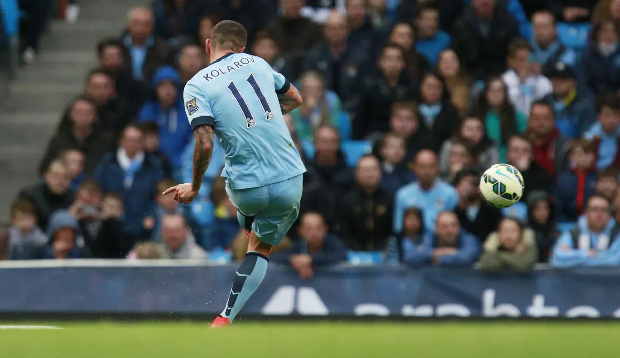 Alexander Kolarov berhasil menggandakan keunggulan City menjadi 2-0