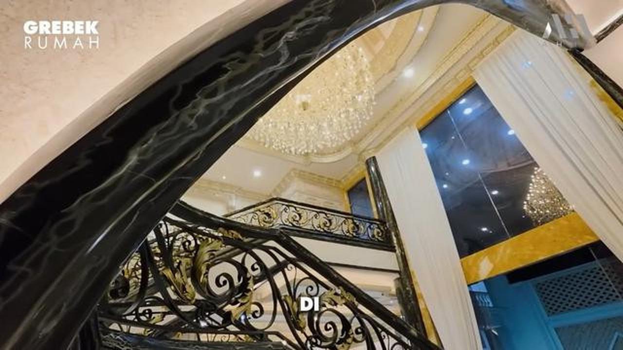 6 Potret Tangga Rumah Gen Halilintar di Jakarta, Mewah Bak Istana Negeri Dongeng