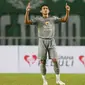 Pemain Persebaya Surabaya, Rizky Ridho Ramadhani dalam laga pekan pertama BRI Liga 1 2022/2023 antara Persikabo 1973 melawan Persebaya Surabaya di Stadion Pakansari, Bogor, Senin (25/7/2022) malam WIB. (Bola.com/M Iqbal Ichsan)