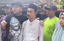 Sangar, Badan Penuh Tato Pria Ini Peduli Pendidikan Biaya Siswa dan Gaji Guru Ditanggung 'Anak-anak Enggak Boleh Bayar Iuran