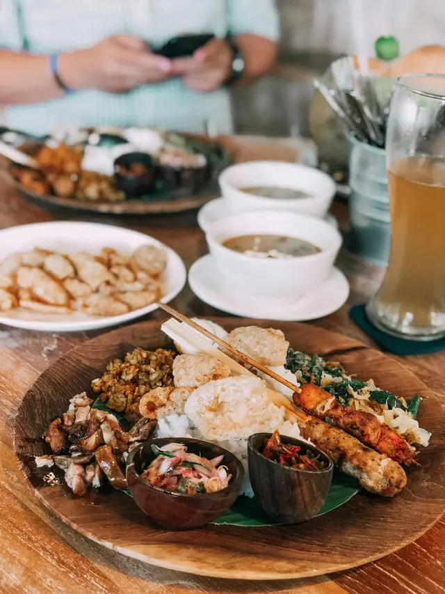 Ilustrasi Kuliner Bali