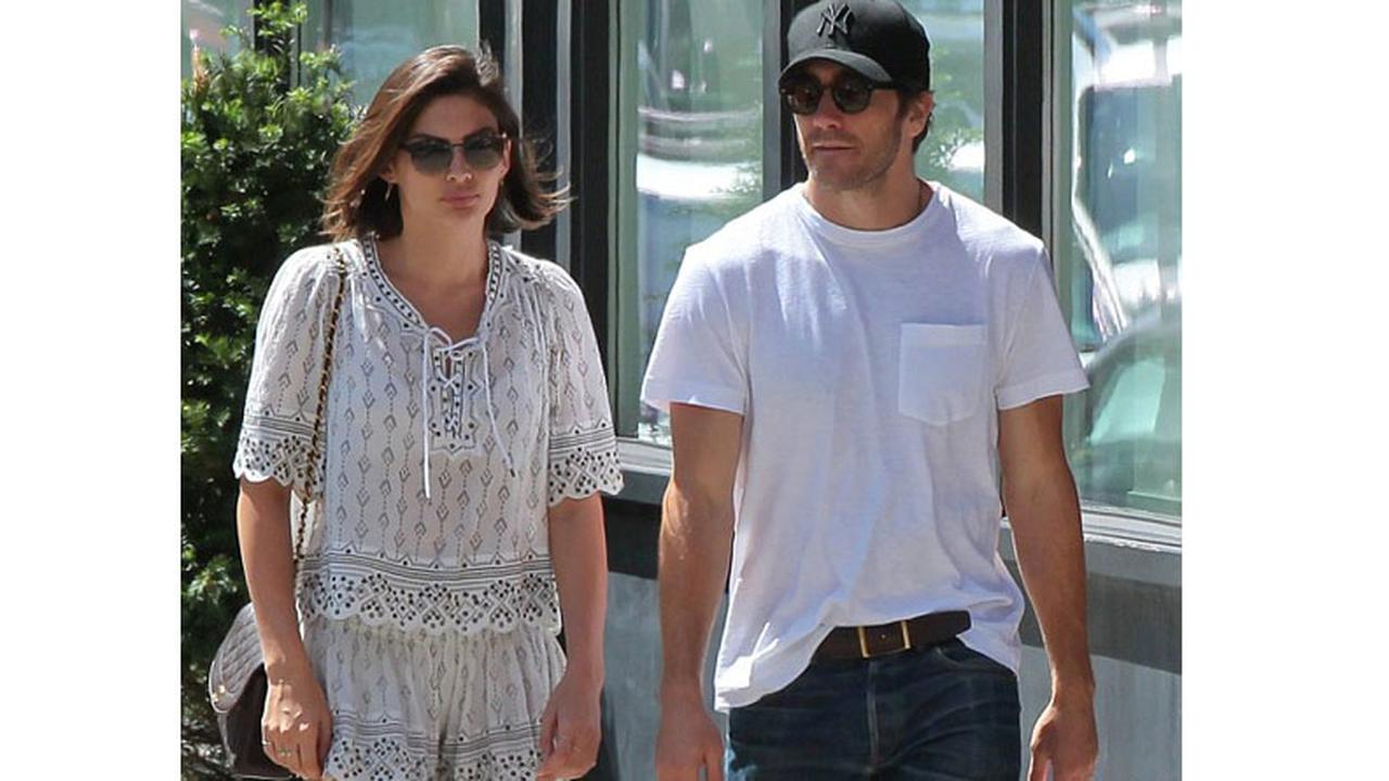 Sibuk di Gym, Jake Gyllenhall Putus dengan Alyssa Miller