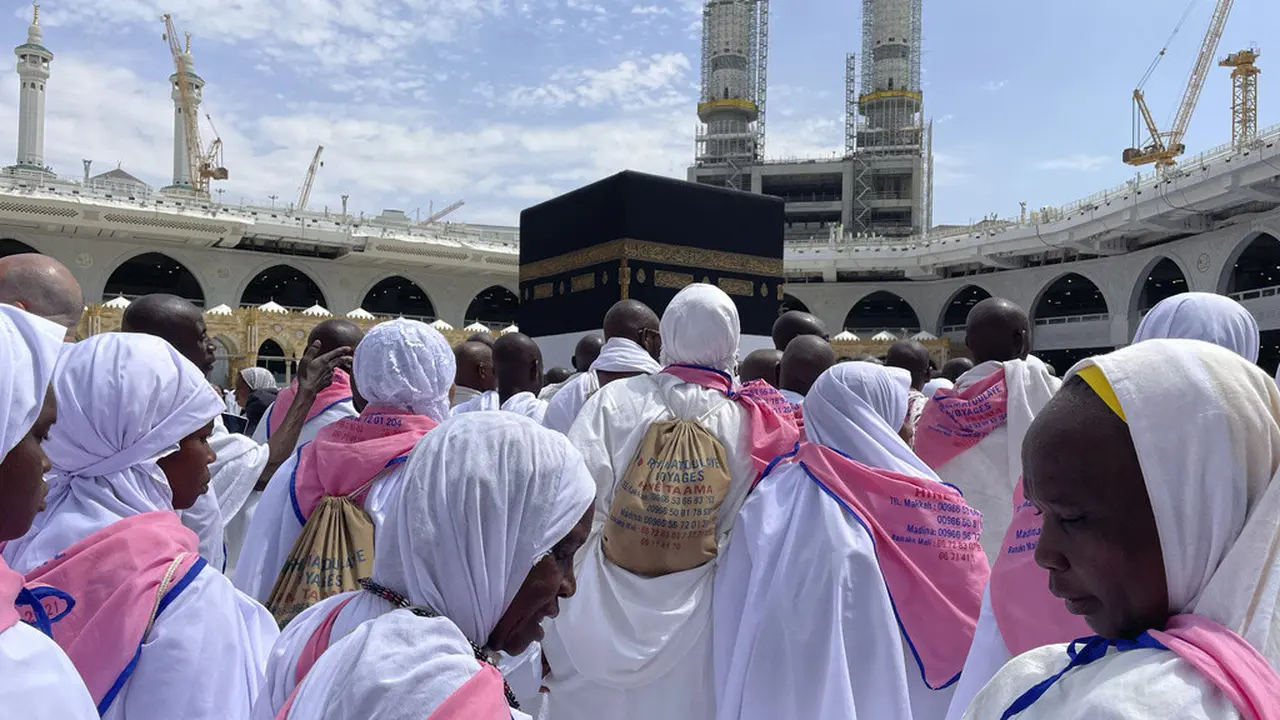 Jemaah Haji Tawaf Ifadah
