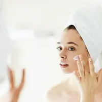 Berikut enam kesalahan yang biasa terjadi dalam perawatan kecantikan rutin sehari-hari. (Foto: iStockphoto)