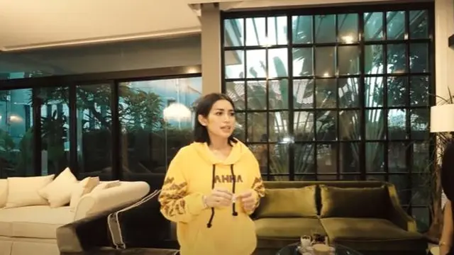 Ditipu Nyaris Rp 10 Miliar, Ini 6 Potret Rumah Jessica Iskandar yang Segera Dijual