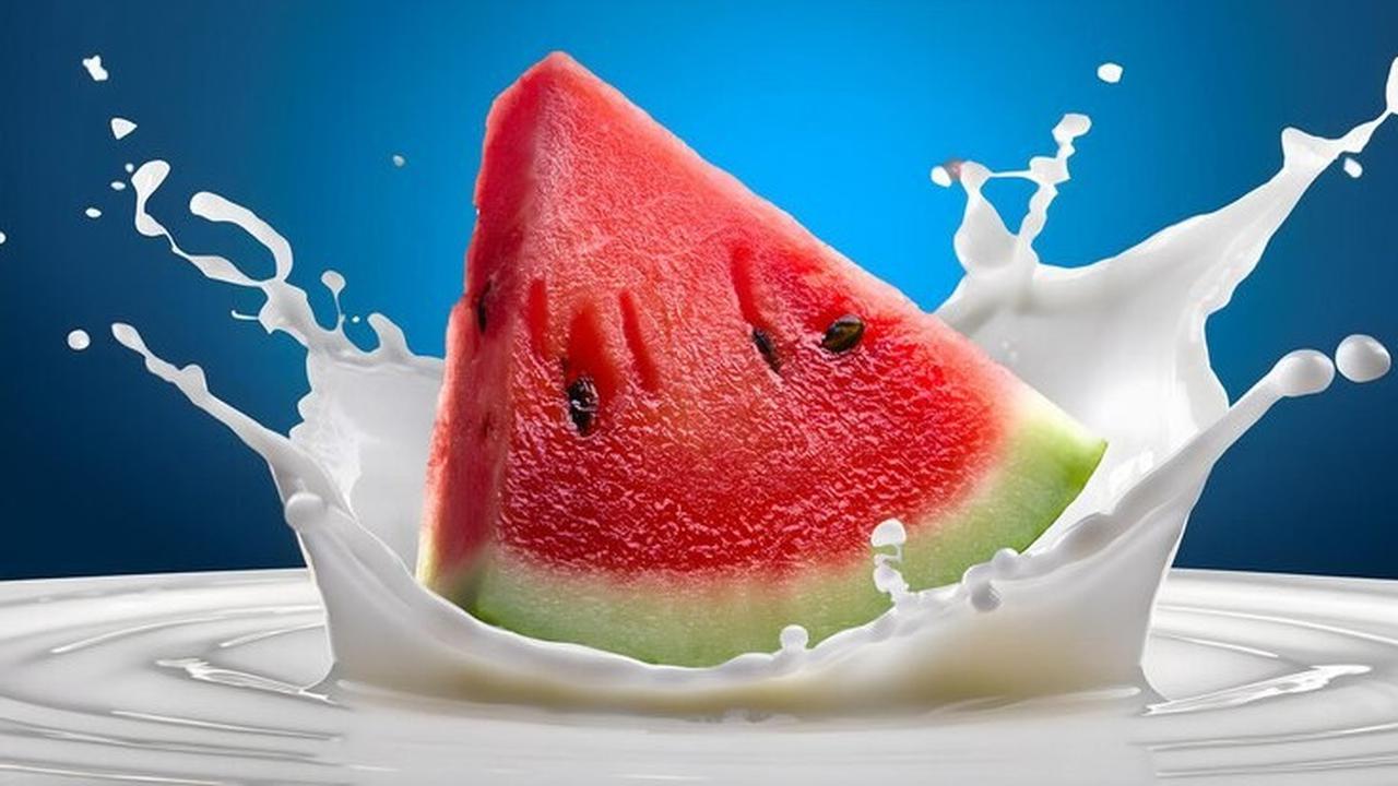 Bolehkah Makan Semangka dan Susu? Begini Penjelasannya
