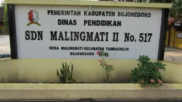 6 Nama SD Absurd Tentang Sinyal Tanda Bahaya, Mau Ketawa Tapi Takut Dosa