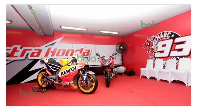 Motor baru Marc Marquez untuk MotoGP musim 2016 diperkenalkan di Sirkuit Sentul, Jawa Barat, Indonesia.