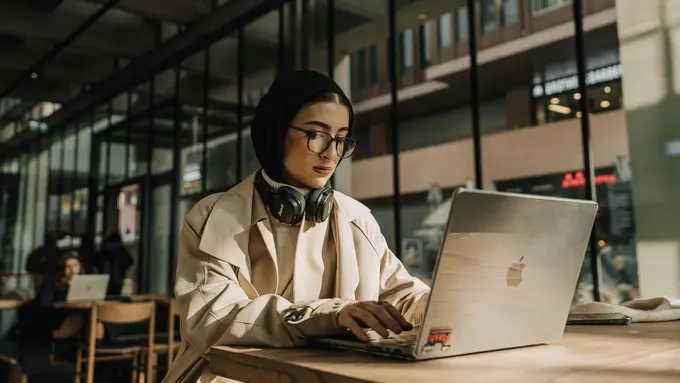 Kalau di Indonesia Ada Rojali, Korea Punya Cagongjok, Tren WFC yang Bikin Pemilik Cafe Resah