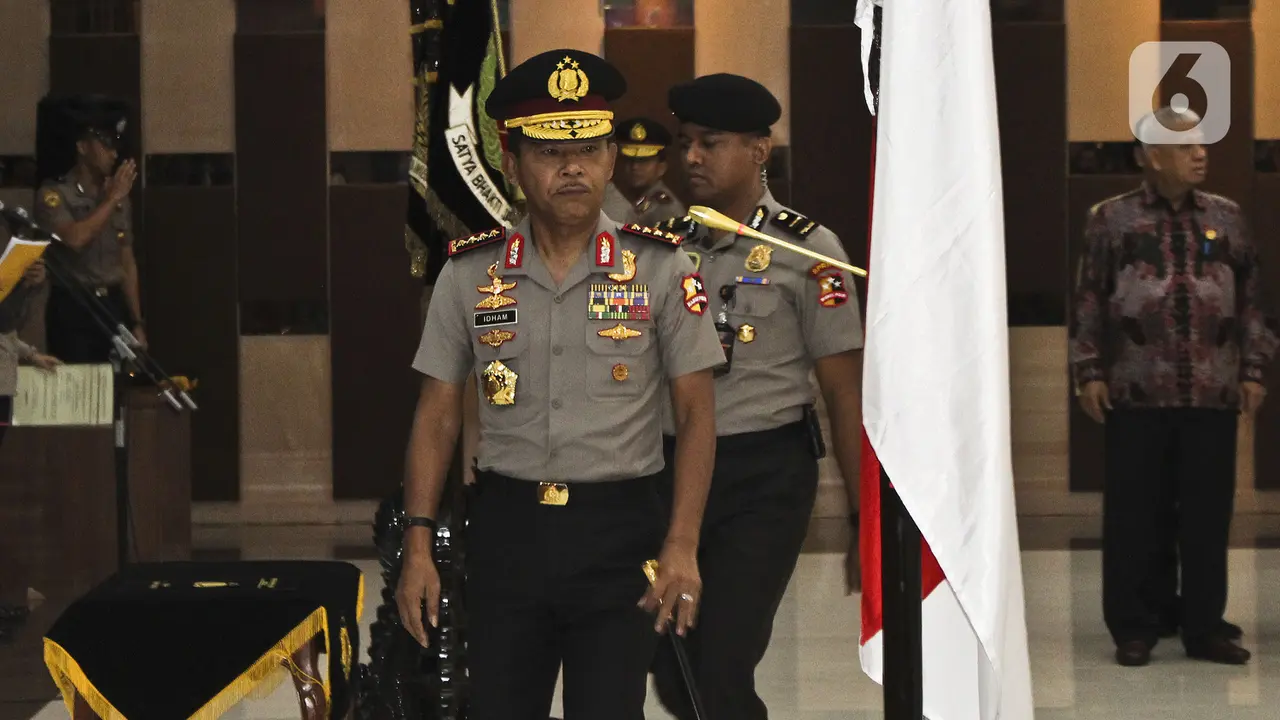 Kapolri Serah Terimakan Jabatan Kabaharkam, Kabareskrim dan Beberapa Kapolda