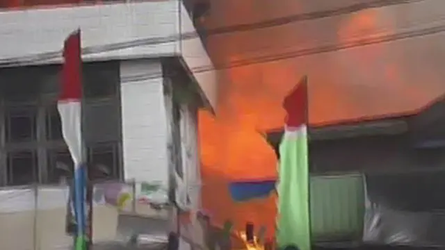Diduga Akibat Korsleting, Ratusan Rumah Hangus Terbakar