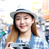 ilustrasi perempuan tersenyum/anon_tae/Shutterstock