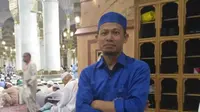 Kusno menjadi salah satu tenaga pembersih Masjid Nabawi asal Indonesia.(MCH Indonesia)