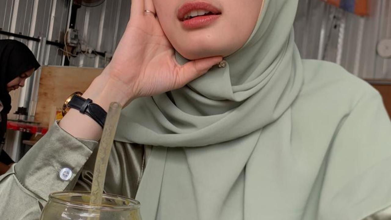 Curhatan Inara