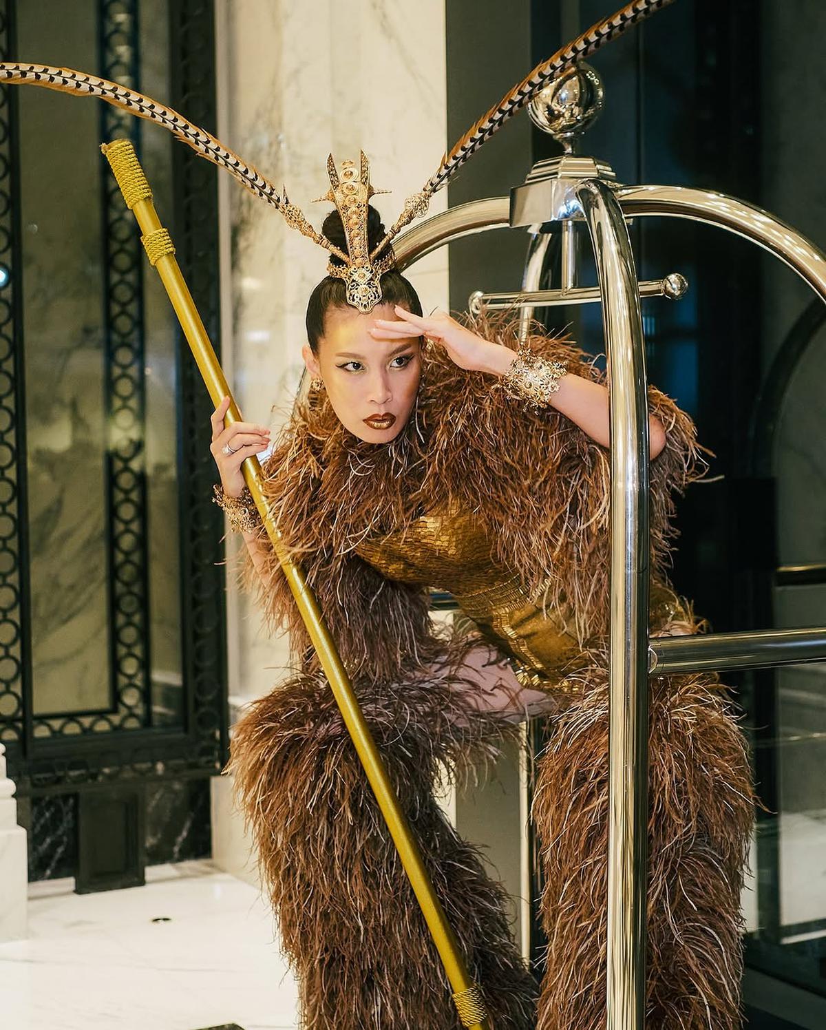 7 Potret Patricia Gouw Cosplay Jadi Kera Sakti Sun Go Kong di Perayaan Ultah Sahabat, Totalitas Tampil Spektakuler