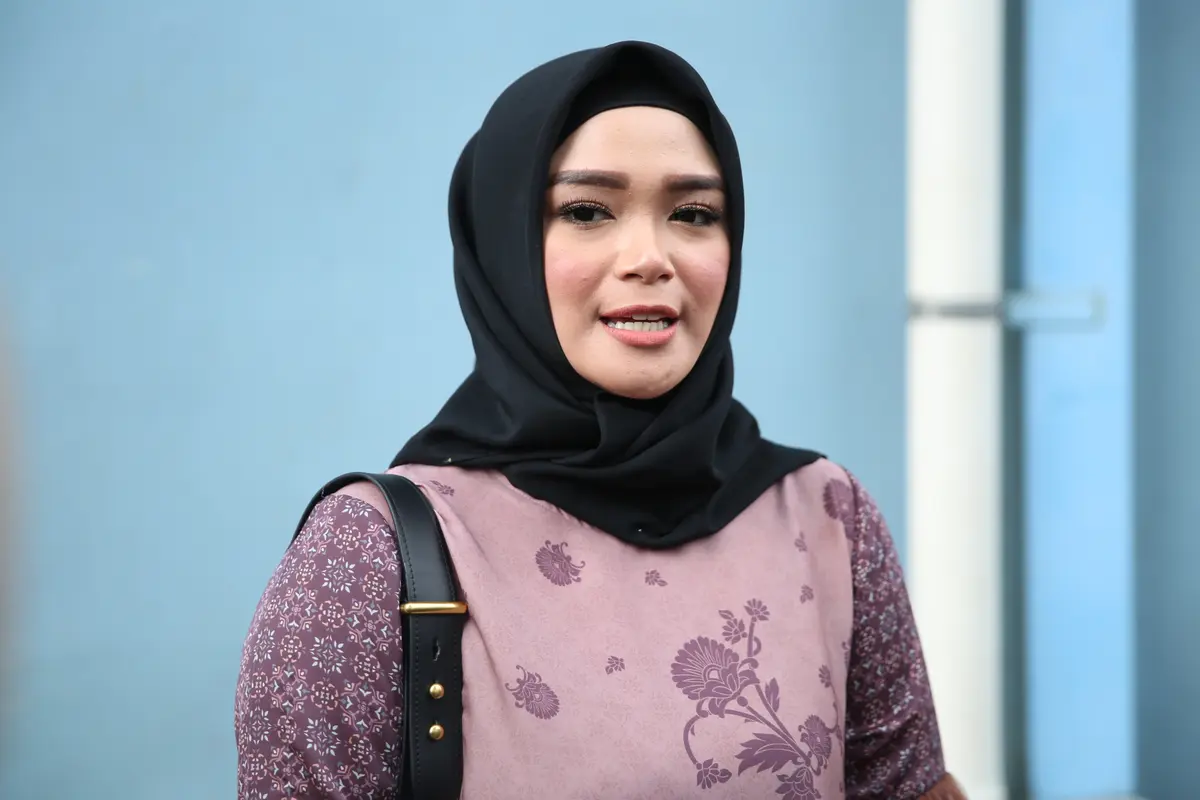 [Fimela] Sheza Idris