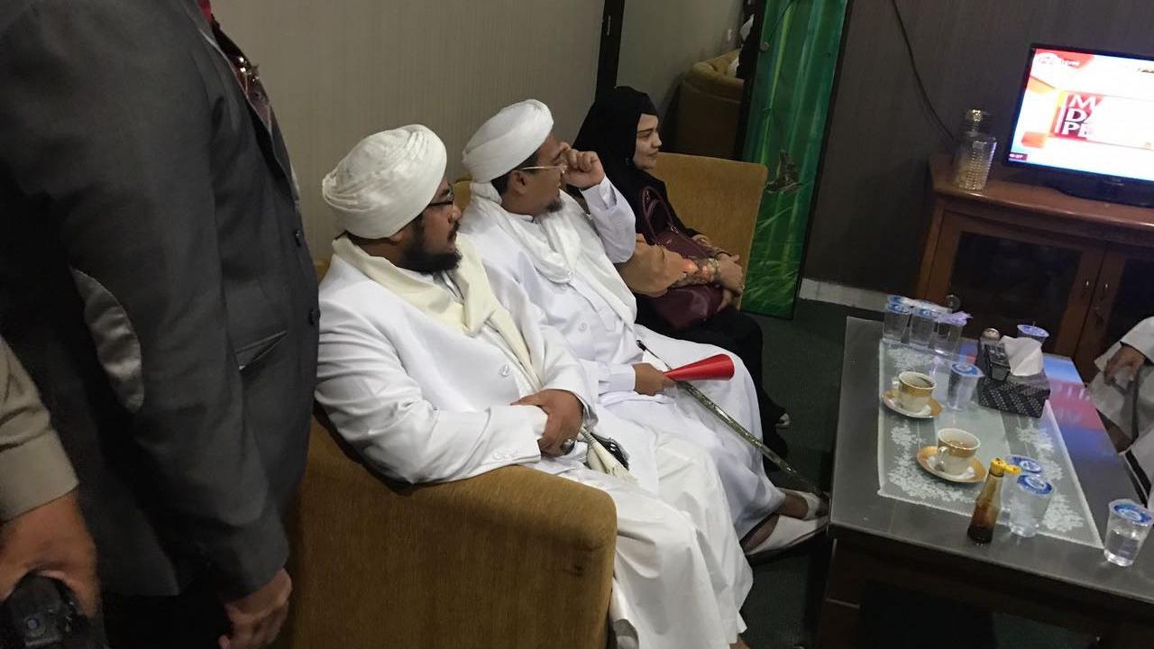 Rizieq Shihab di Mapolda Jabar