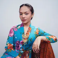 Amel Carla dikenal sebagai mantan artis cilik dengan tubuh berisi yang menggemaskan. Kini. ia sudah menjelma menjadi gadis dewasa yang memesona. (Instagram/amelcarla).