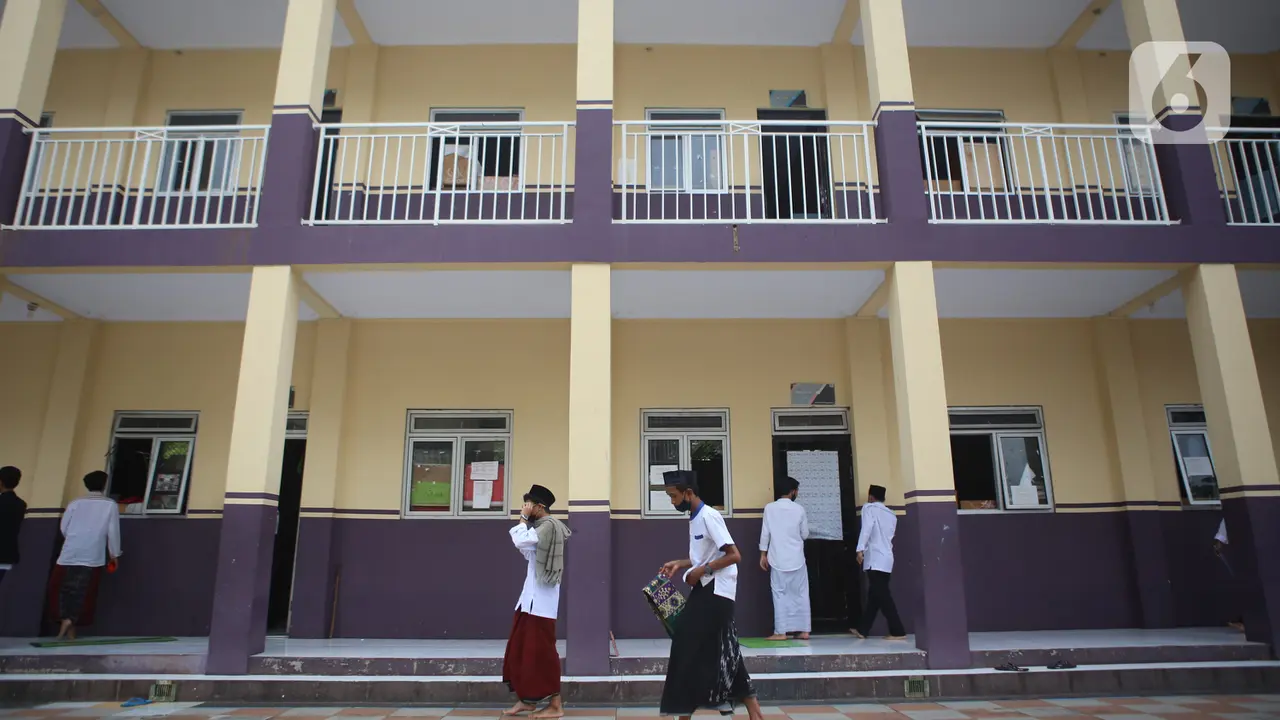 Ratusan Santri Doa Istighosah saat Peringati Hari Santri