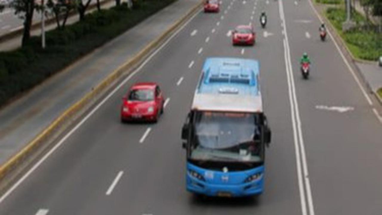 Dia menambahkan, Transjakarta juga telah mengoperasikan angkutan malam hari hingga 24 jam.&nbsp;<br>