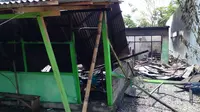 Polisi melakukan penyelidikan penyebab terbakarnya sebuah rumah di Minahasa Utara.