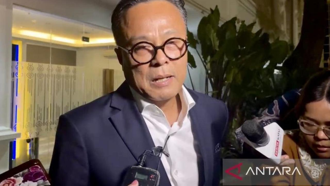 Siapa Dony Oskaria? Plt. Menteri BUMN Laporkan Transisi Kementerian BUMN ke Presiden Prabowo