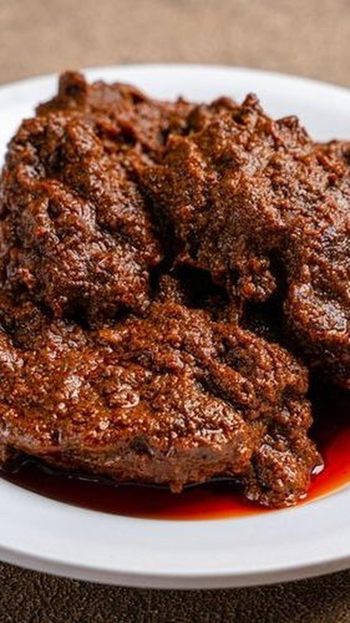 Sejarah Masakan Rendang