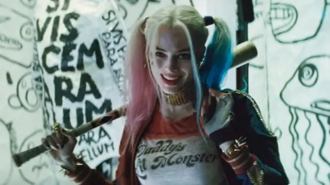 [Bintang] Margot Robbie