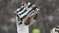 Minim Menit Bermain di Bayern Munchen, Juventus Tawarkan Douglas Costa ke Manchester United