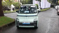Mobil listrik Wuling Air ev menjadi Official Car Partner KTT G20 Bali. (Liputan6.com/Tommy Kurnia)