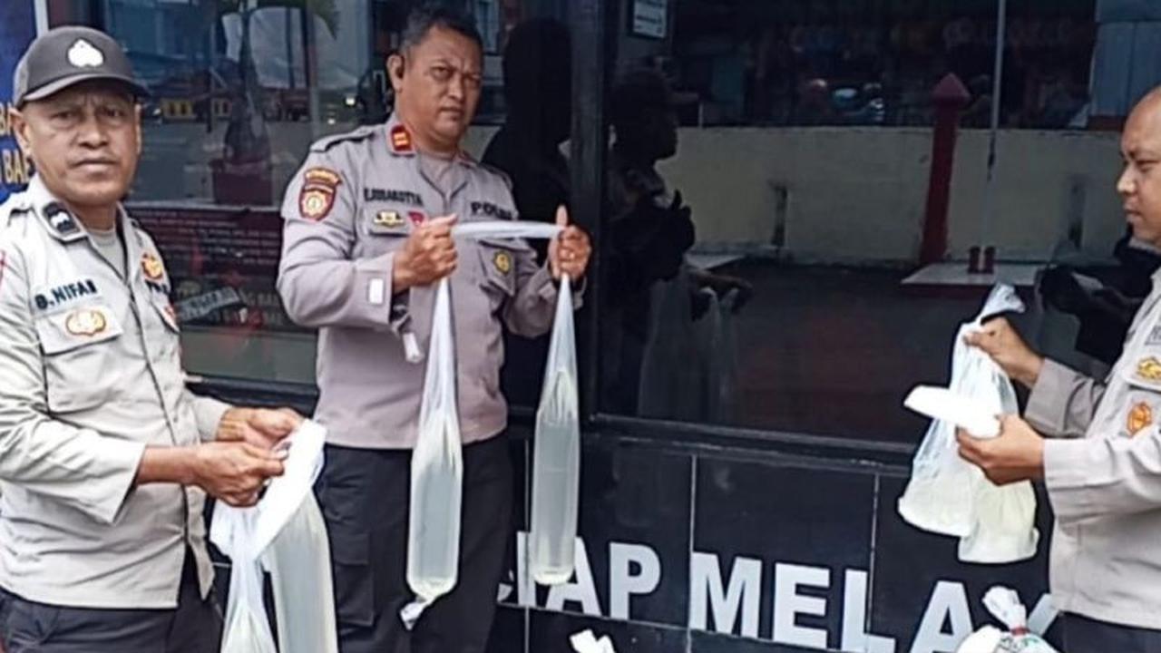Polresta Ambon Sita 200 Liter Sopi dalam Razia di Passo, Tekan Peredaran Miras Ilegal