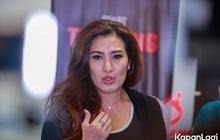 Deretan Potret Liza Natalia yang Masih Bugar Di Usia Hampir Kepala Lima Hingga Disebut Hot Mom Seksi, Ternyata Ini Rahasianya