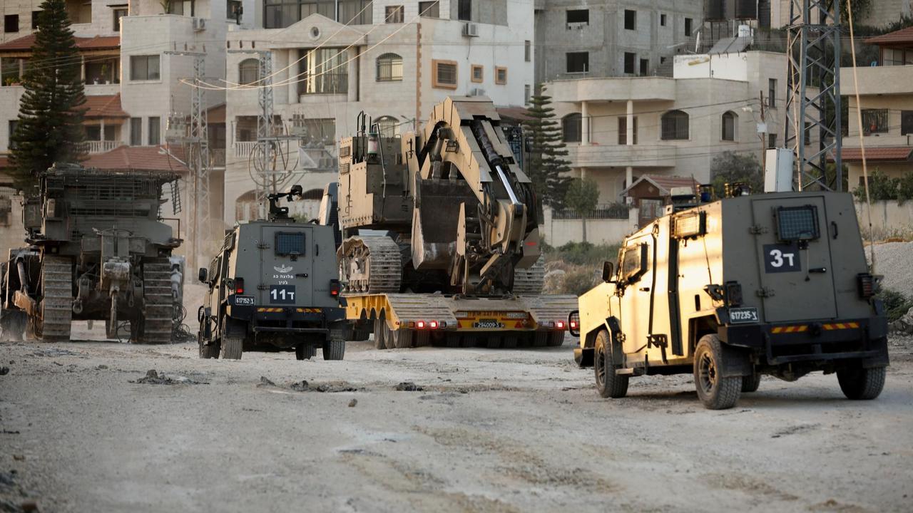 Penyerbuan militer Israel ke Kamp Nur Shams di Tepi Barat