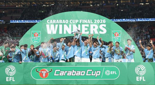Manchester City menaklukkan Arsenal dengan skor 2-0 dalam final Carabao Cup 2025/2026 di Wembley Stadium, Minggu 22 Maret 2026 malam WIB. (AP Photo/Richard Pelham)