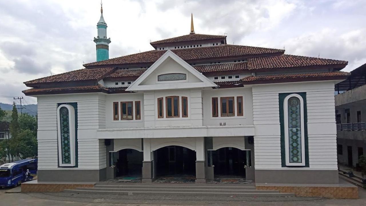 Mengunjungi Pondok Pesantren Tremas Pacitan, Didirikan Santri Indonesia Pertama yang Belajar di Al Azhar Mesir