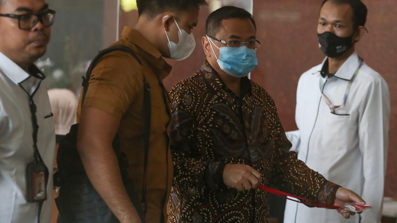 FOTO: Bupati Pati Sudewo Penuhi Panggilan KPK