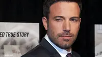 Ngefans Batman, Ben Affleck Bikin Goa Kelelawar di Dalam Rumah