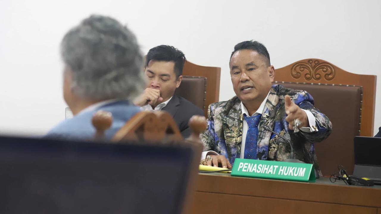 FOTO: Mantan Hakim Agung Gayus Lumbuun Soroti Kejelasan Gugatan CMNP
