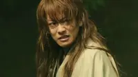 Film Rurouni Kenshin The Final dan The Beginning Ditunda, Ini Alasannya