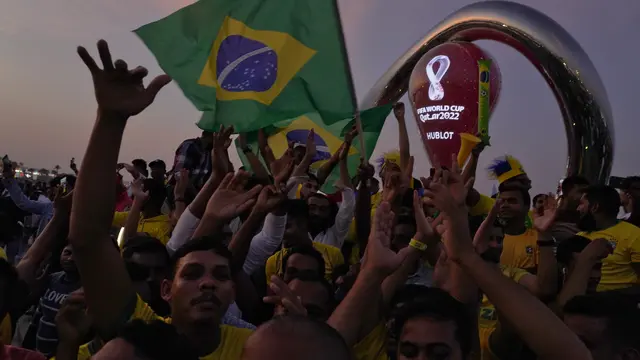 Penggemar Piala Dunia siap merayakannya meskipun ada larangan bir stadion