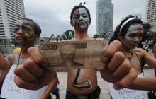 Demo anti-poligami di Bundaran HI