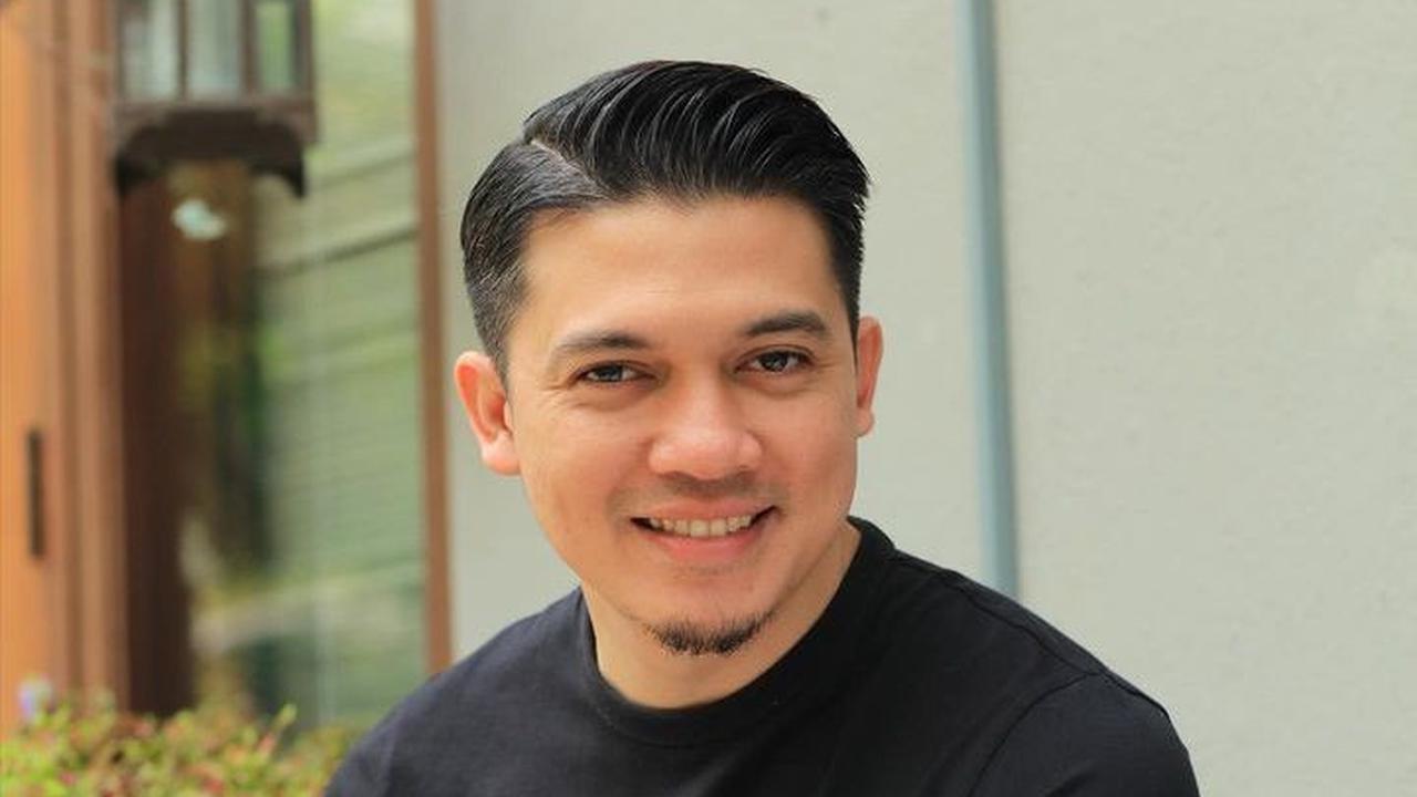 Sejumlah rekan artis menyampaikan doa buat Irwansyah. Mereka mendoakan Irwansyah agar segera sembuh.<br>