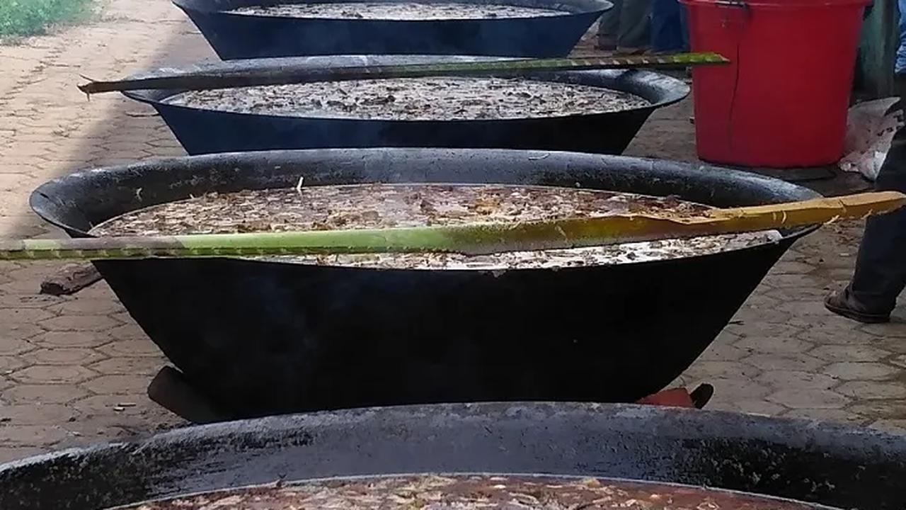 Kaum lelaki bertanggung jawab seluruhnya.