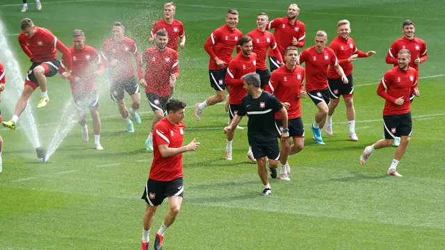 Polandia Bersiap Hadapi Slovakia