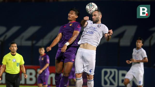 Foto: Hasil BRI Liga 1, Arema FC Sukses Kalahkan Persik Kediri dalam Drama Lima Gol