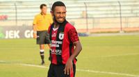 Pemain muda Persipura Jayapura, Marcel Kararbo. (Bola.com/Aditya Wany)