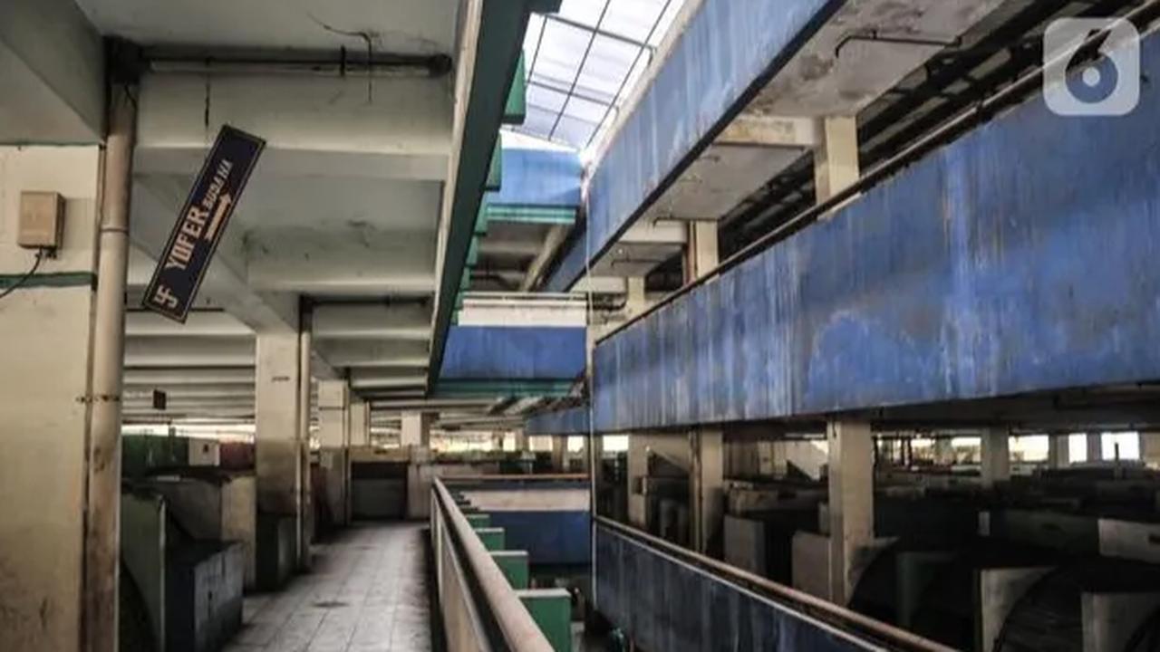Komarudin menerangkan, dilihat dari temuan satu botol diduga bong. Mungkin tempat itu pernah dipakai untuk orang yang pakai narkoba.