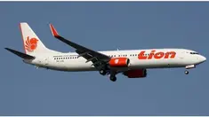 Pesawat Lion Air dengan nomor penerbangan JT 116 rute penerbangan Banjarmasin-Batam-Madinah, mendadak berhenti di ujung landasan. Hal itu terjadi saat pesawat akan lepas landas (take off) di Banjarmasin.